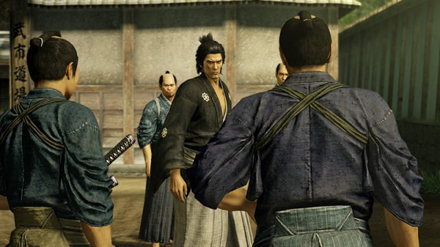Like a Dragon: Ishin! screenshot of Kiryu as a swordsman, surrounded by other sword-carrying men in the street.